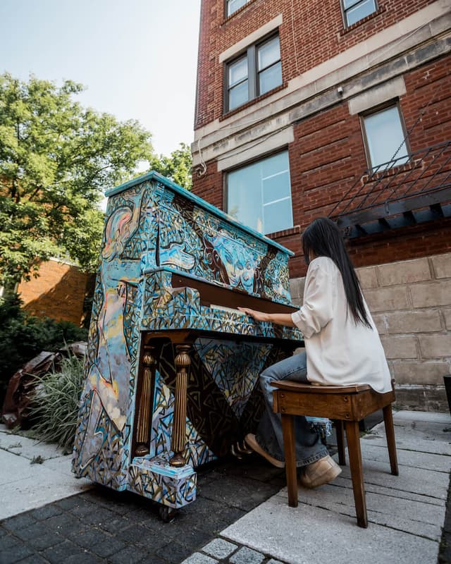 Avenue Laurier Photo 3